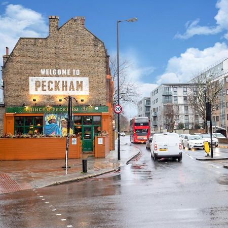 Lovely Studio In London With Patio Екстериор снимка