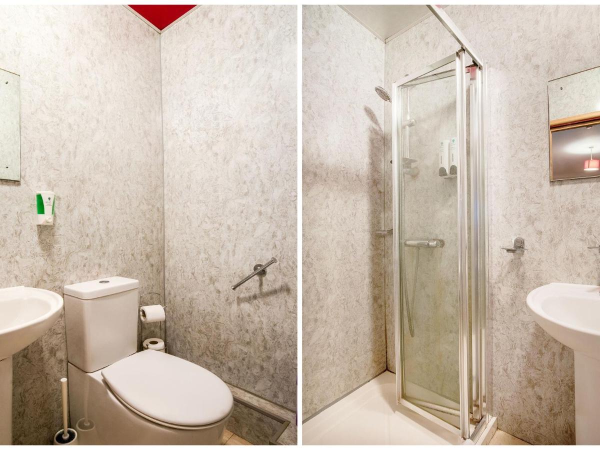 Lovely Studio In London With Patio Екстериор снимка